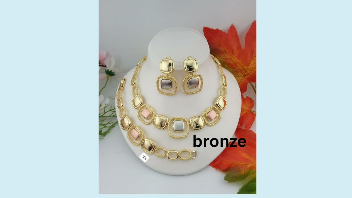 JEWELRY / BIJOUX