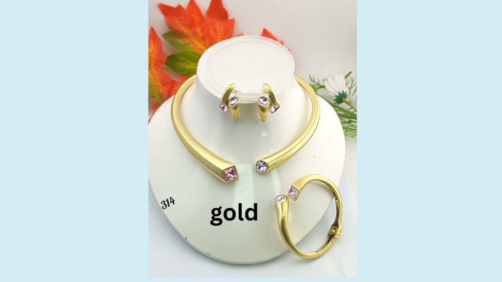 JEWELRY / BIJOUX