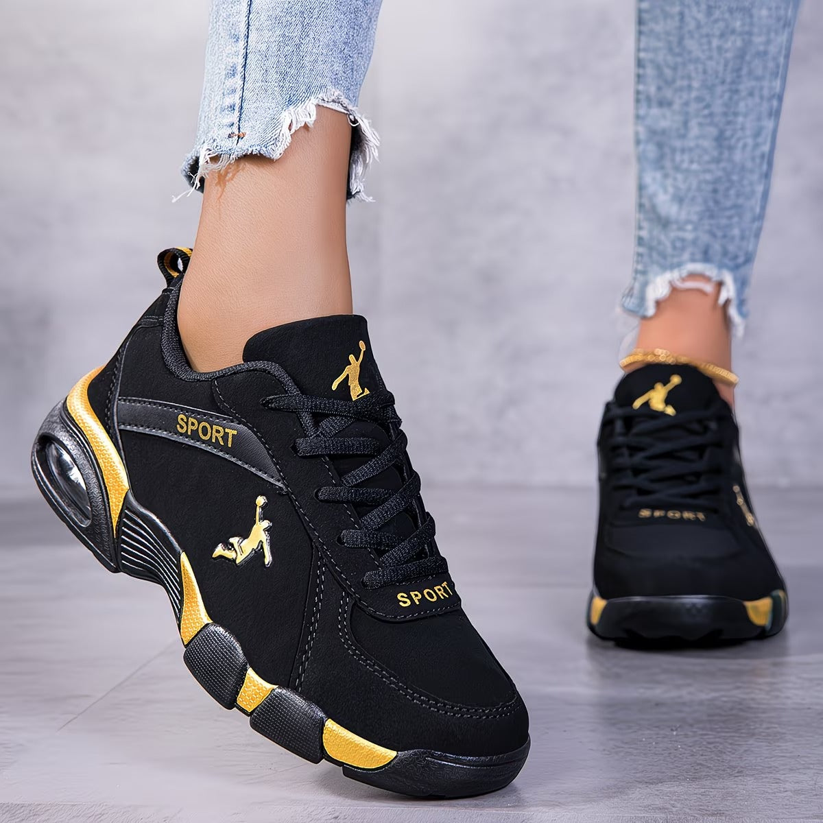 SNEAKERS