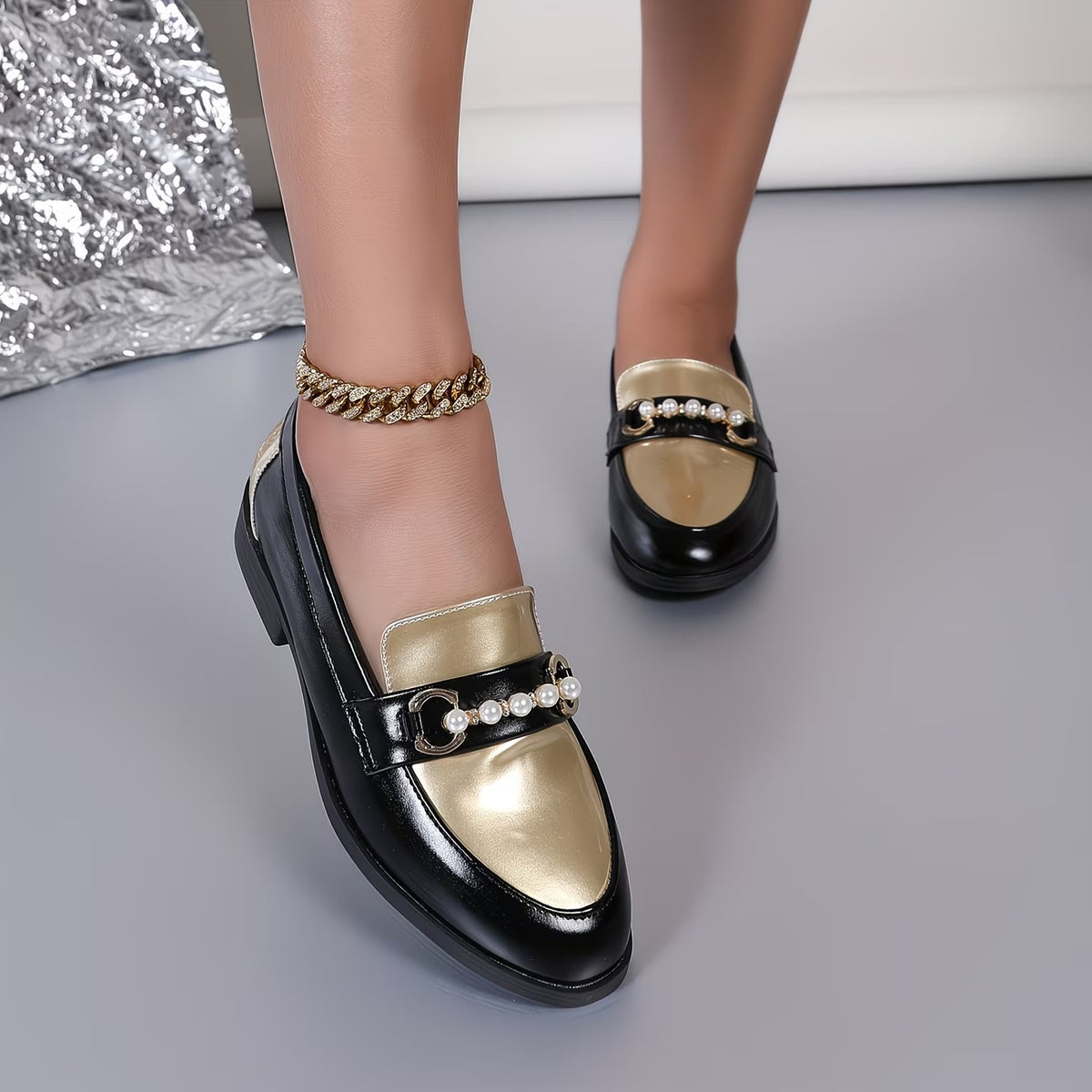 French Style Small faux leather Shoes Pearl Diamond Buckle Round Toe