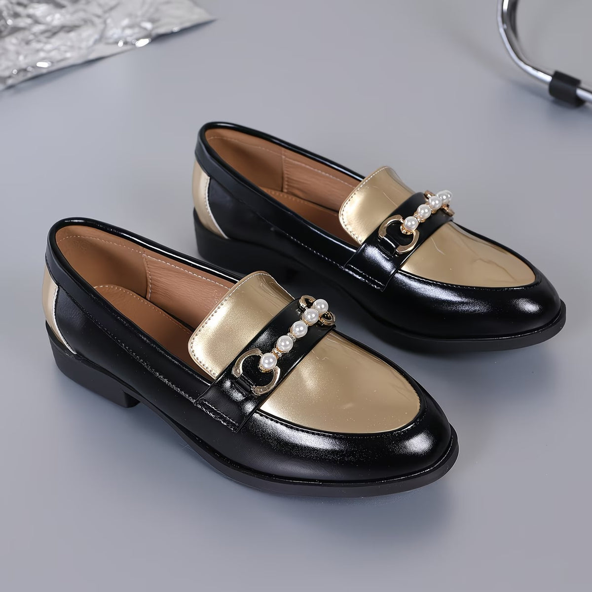 French Style Small faux leather Shoes Pearl Diamond Buckle Round Toe